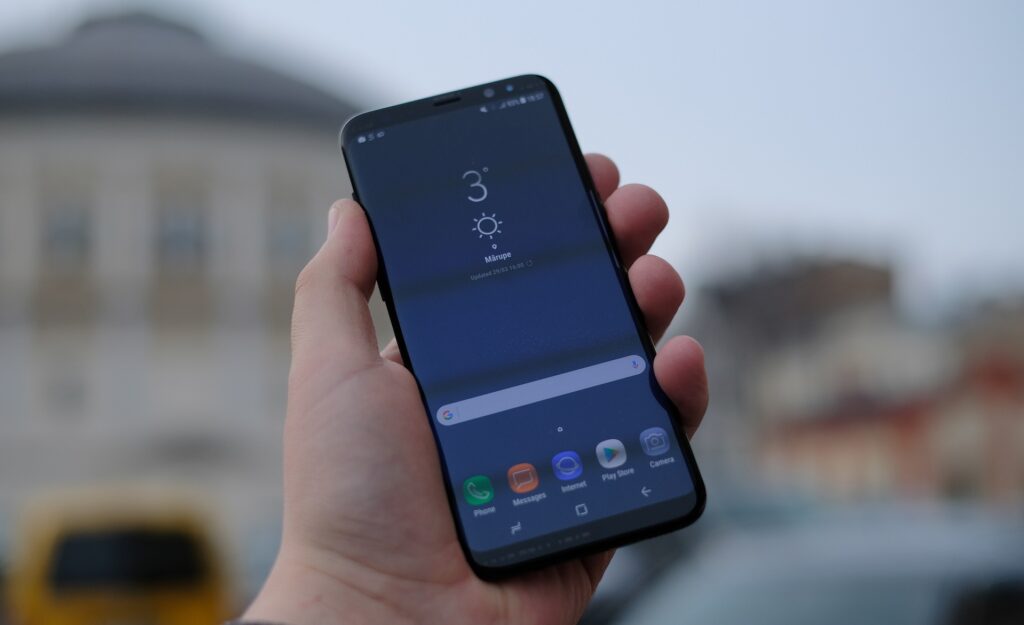 Samsung Galaxy S8 and S8 Plus get Pre-orders is a hit