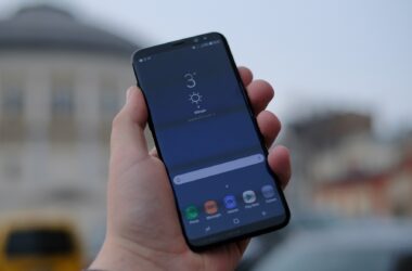 Samsung Galaxy S8 and S8 Plus Pre-orders is a hit