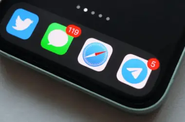 Apple Says iMessage Won't Have to Share Its Users