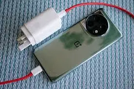 OnePlus' Clever Solution to Keep Phones Fast Charging and Cool