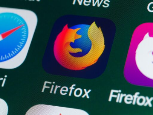 You Can Now Try Different Chatbots in Firefox Nightly