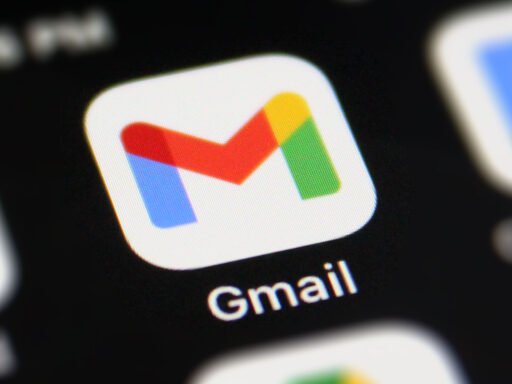 Chat With Gemini in Gmail to Find Emails Fast